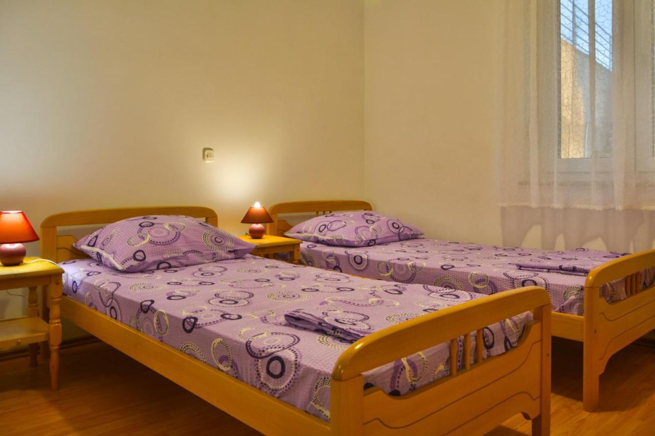 Apartments With A Parking Space Senj - 11520 Esterno foto