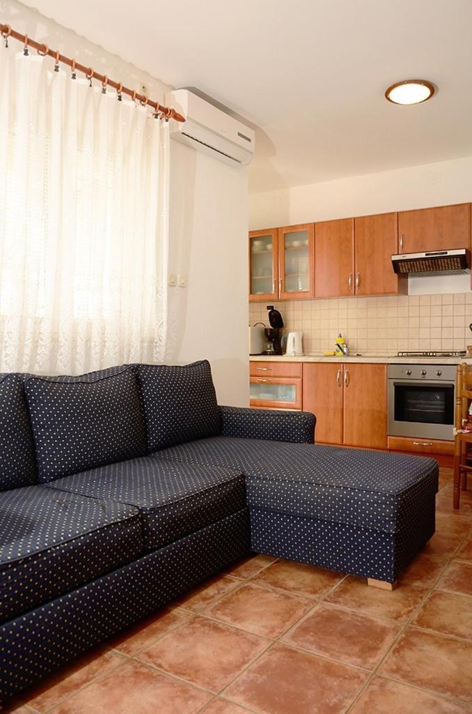 Apartments With A Parking Space Senj - 11520 Camera foto